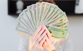 NOVAC STIŽE U JESEN: Ova 3 znaka mogu dobiti finansijsku vijest koja im potpuno mijenja raspoloženje!